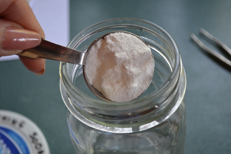 How to Turn Baking Soda Into Washing Soda (Sodium Bicarbonate to